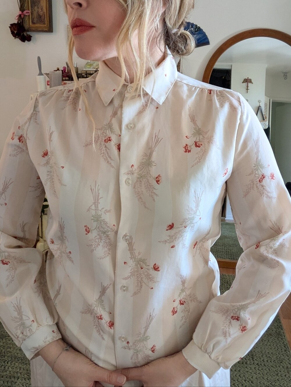 70s VTG Cream Floral Button-Up Blouse